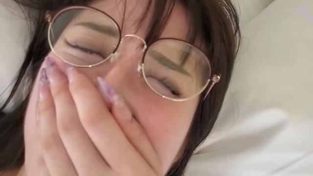 La simpática diosa en escena de mamá