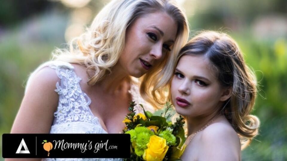 Mommy's Girl presenta video leccata di figa con Katie Morgan e Coco Lovelock