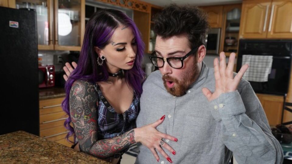 Impressive Valerica Steele and Logan Xander at purple hair sex