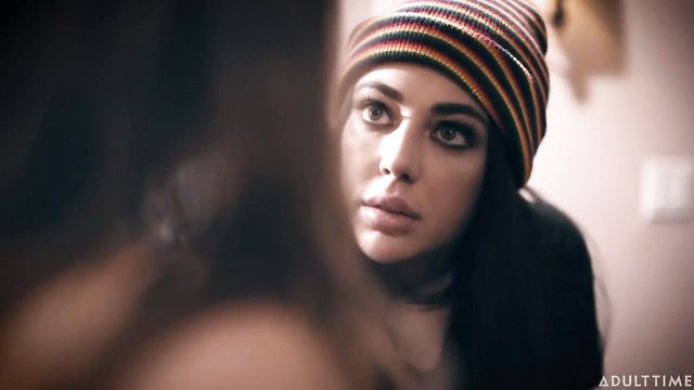 Good-looking chicks Whitney Wright and Paige Owens are eatinfg pussies