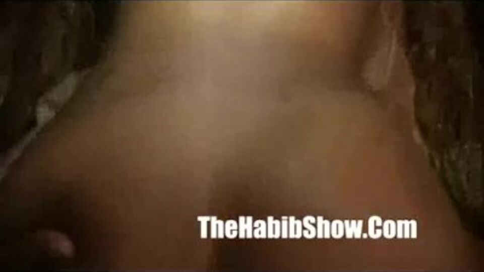 Pornografía con la pasional muñeca con amateur de The Habib Show