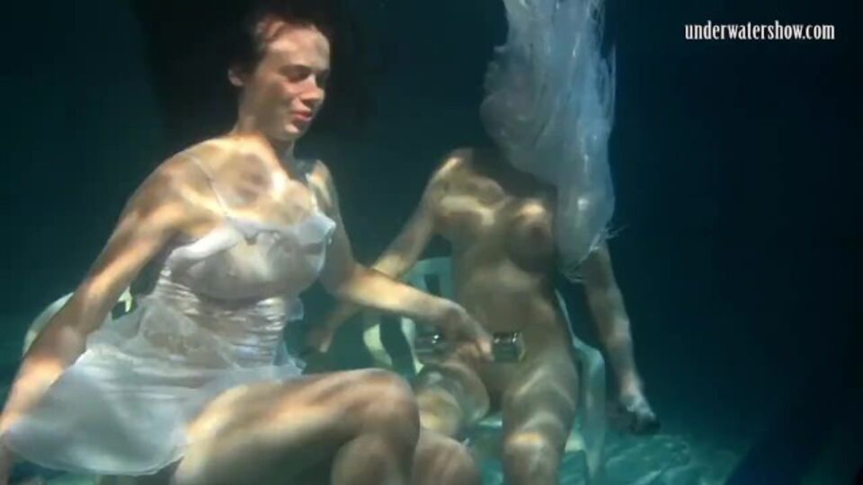 Traumfrau in Öffentlich Sexfilm von Underwater Show