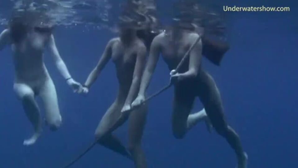 Kostbare Verabredung - Teenager Sexfilm - Underwater Show