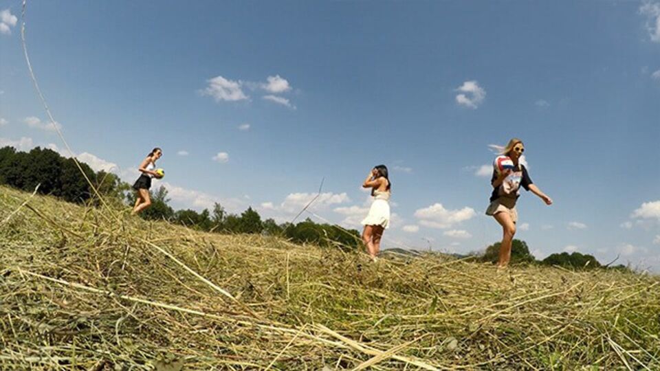 Summer Day in sesso culo grande di Leons TV