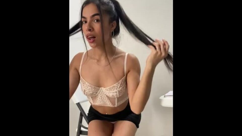 Mira xxx con la cariñosa Alexa Joes