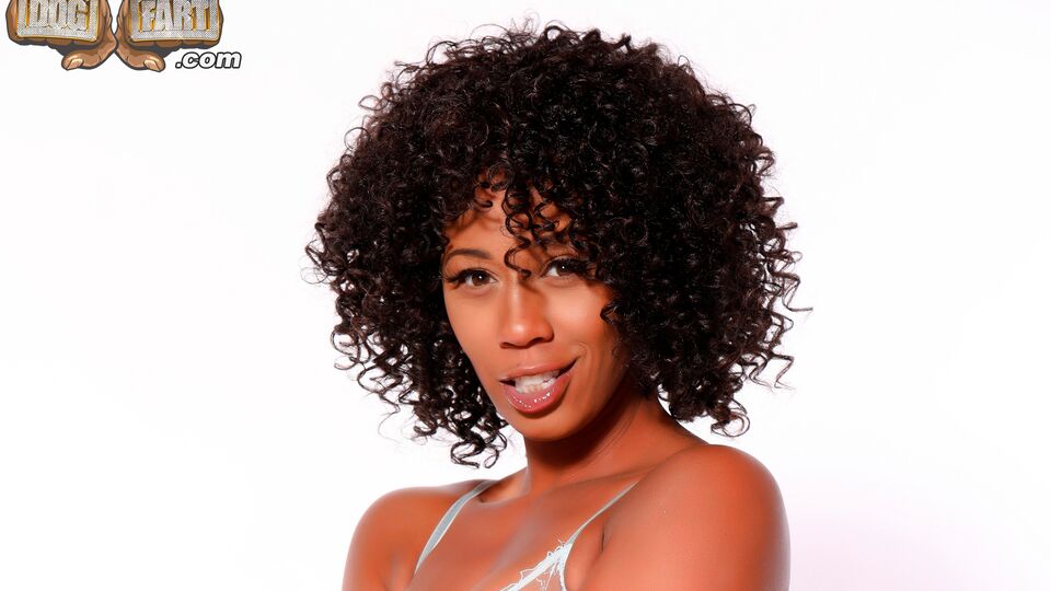 Assista filmagem da doce Misty Stone