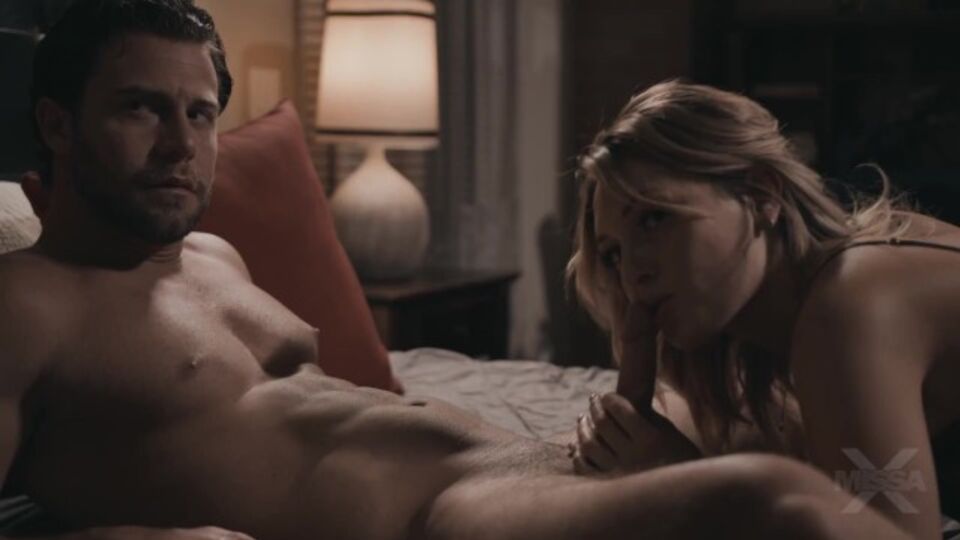 Seth Gamble et Haley Reed dans film blonde de MissaX