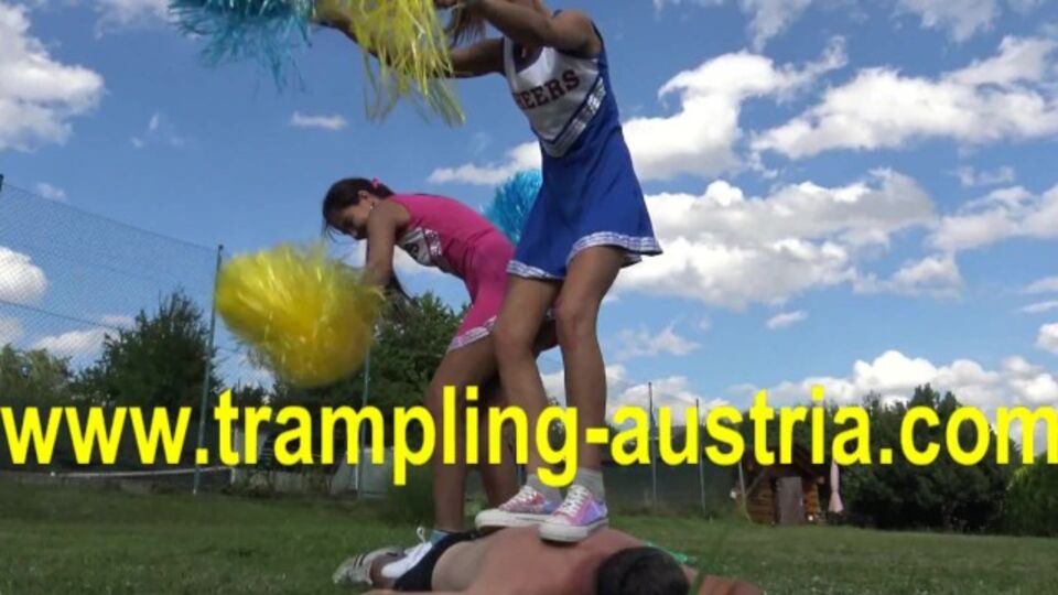 Trampling Austria - film ragazzina