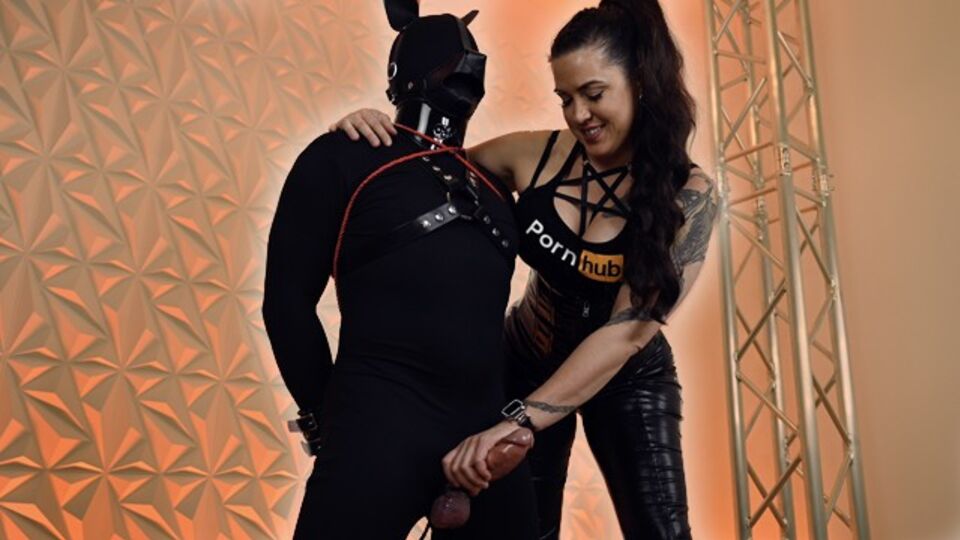 La espléndida Lucky Dog y Melody Cheeks - xxx de interpretando - Verified Amateurs