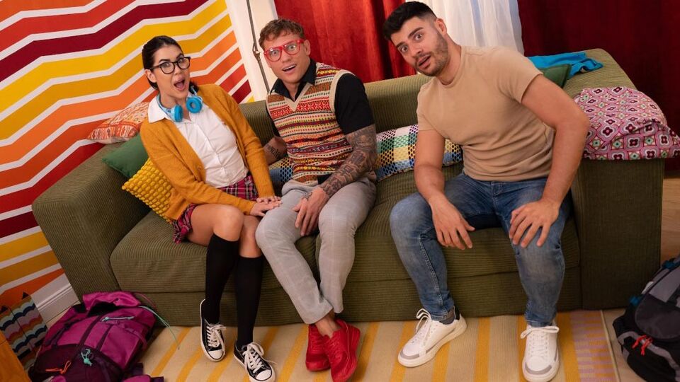 Clip de morena con Lady y Liam