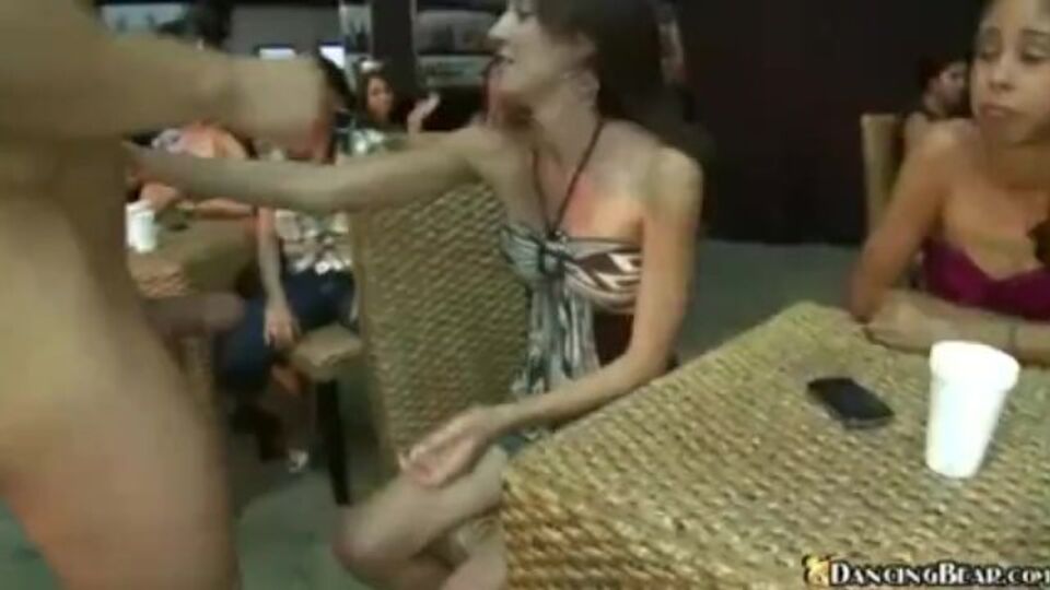 Erotic Fabiane Thompson's cum shot video