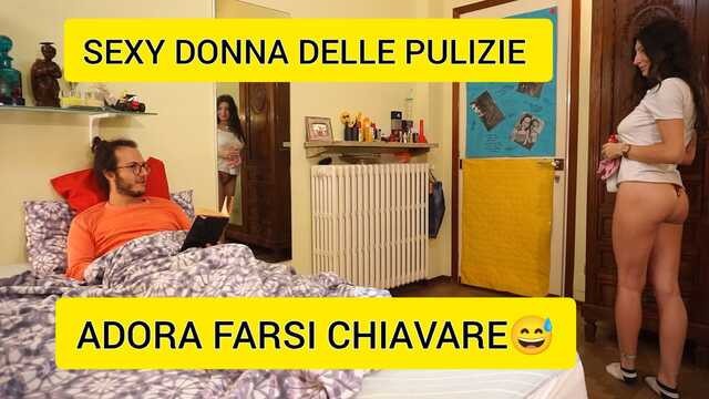 ElivaLove's donna delle pulizie scene by Verified Amateurs