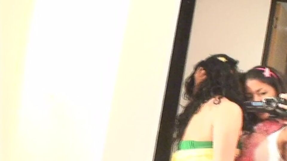 Vídeo de chica sola con prodigiosa