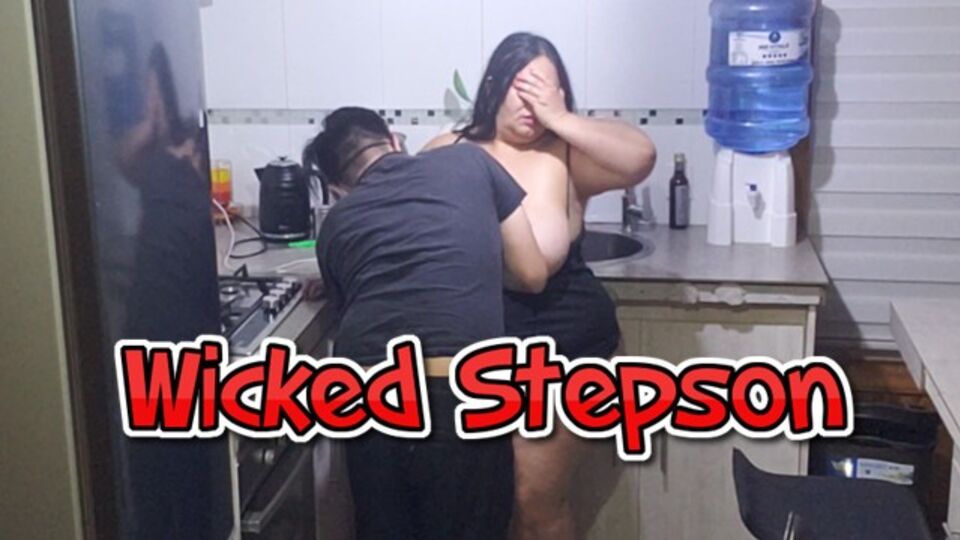 Funny RiderQueenOk's mom porn