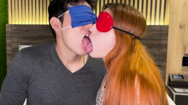 विस्फोटक  La का बड़े स्तन क्रिया