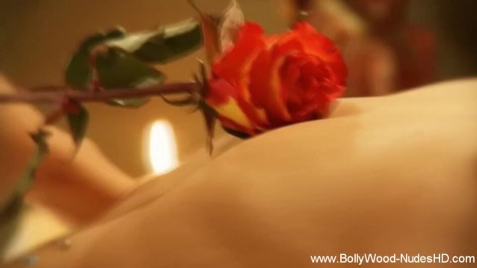Mira vídeo con la excitante Babes y India