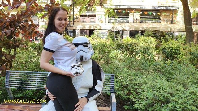 Lissome Porno Dan and Jennifer Mendez - eating pussy video - Immoral Family