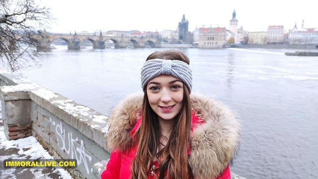 Crazy Matt Bird - brunette xxx - Immoral Family