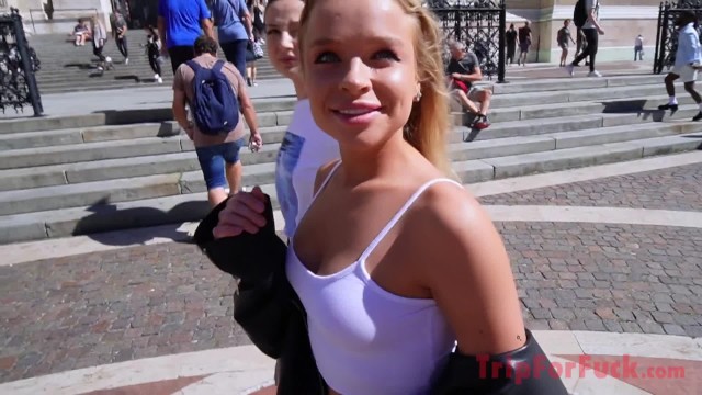 Clip de rusa con Alexa