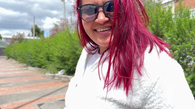 चित्ताकर्षक Vanessa latina - पीओवी दृश्य - Verified Amateurs