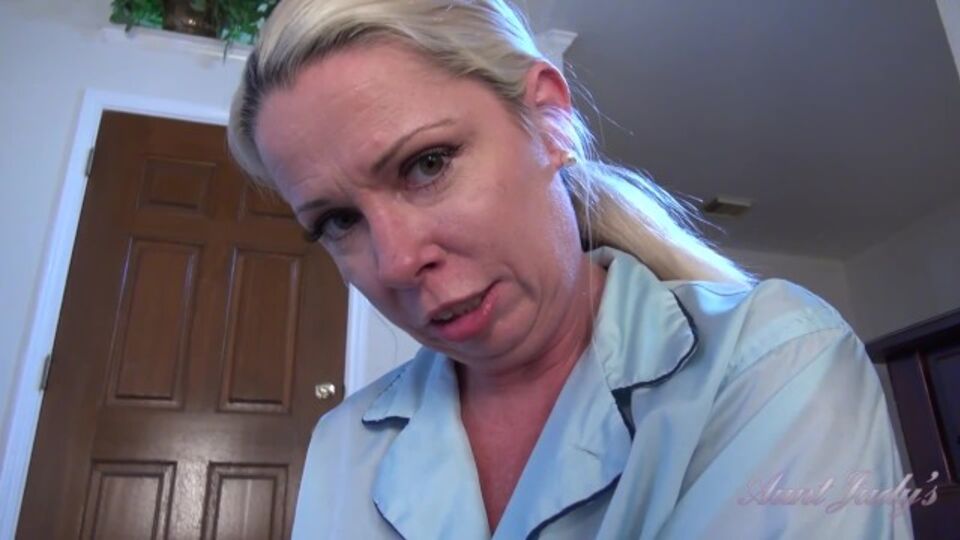 Lissome puss at POV video