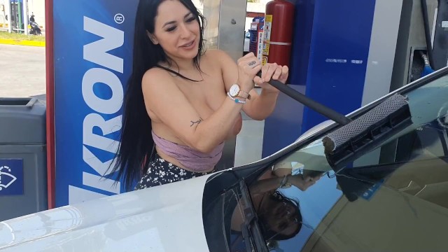 Easy-on-the-eyes Luis's threesome xxx