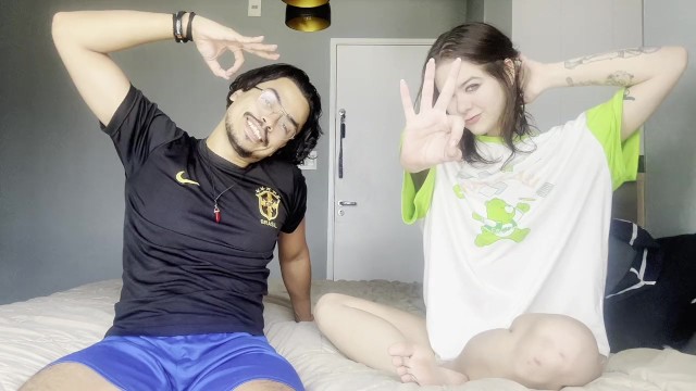 Verified Amateurs प्रस्तुत करता है QroZne का ढलाई चित्र