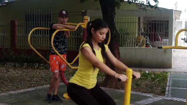 Verified Amateurs presenta clip scuola con Mckencie12