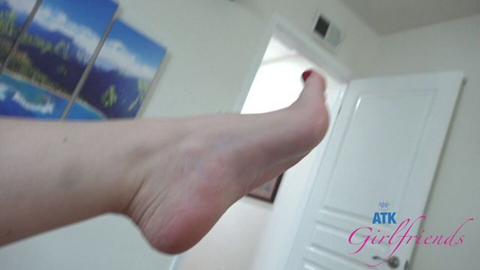 Contenido con la llena de gracia Riley Rose con punto de vista de ATK Girlfriends