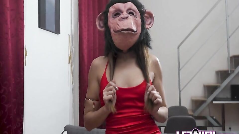 Benefit Monkey - pornografía de tetas naturales