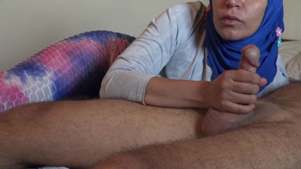 SouzanHalabi's turkish cuckold sex