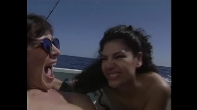 LESBIAN GIRLFRIENDS - milf smut