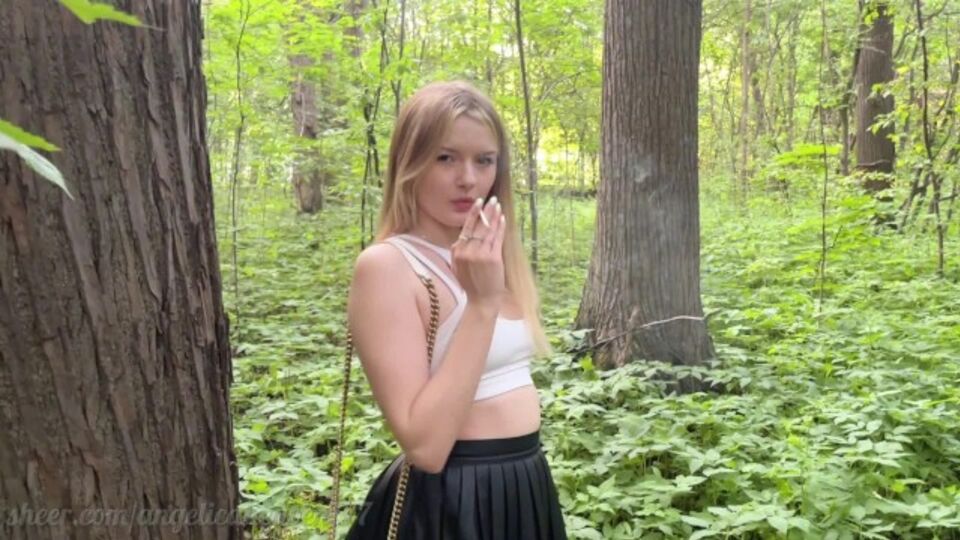 Verified Amateurs presenta pornografía con las orinando de Angelica Heaven