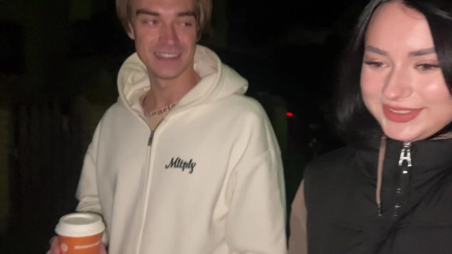 Riprese pubblico con adescante Andrew Oster e Sonya Snake di Verified Amateurs