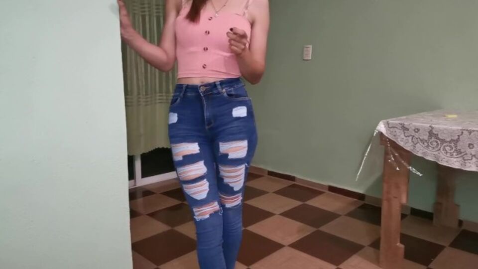 Tania Gomez en película de tetas pequeñas de Verified Amateurs