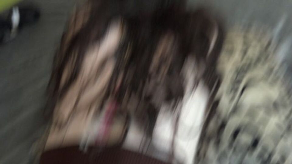 Blooming Remi Raw's close action