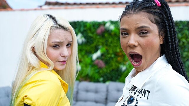 Club Sweethearts - चूत चाटने वीडियो