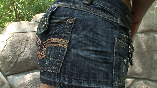 Andy Brown y Steve Holmes en contenido de mueble de Skankery