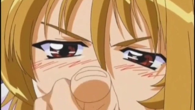 Pura ninfetta partecipa in video bondage