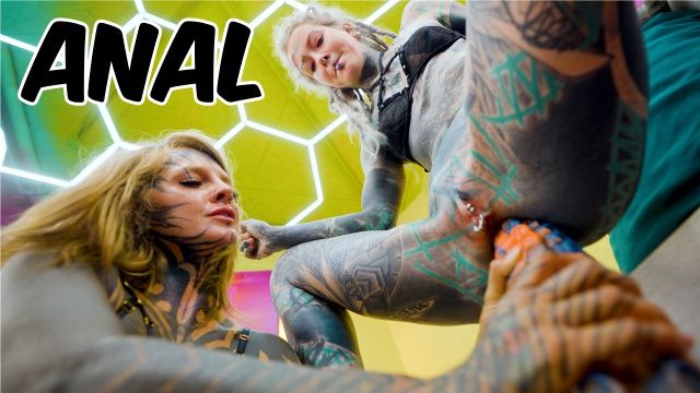 Stupefacente Anuskatzz in riprese missionaria