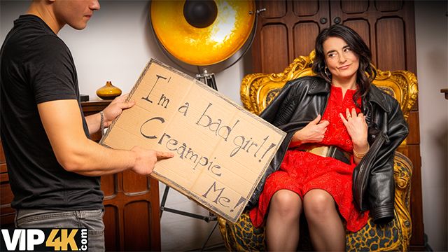 Extraordinary dame's mature brunette clip