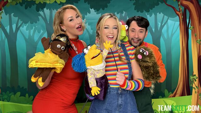 Di classe Nickey Huntsman e Vanessa Sky partecipa in riprese tette grosse