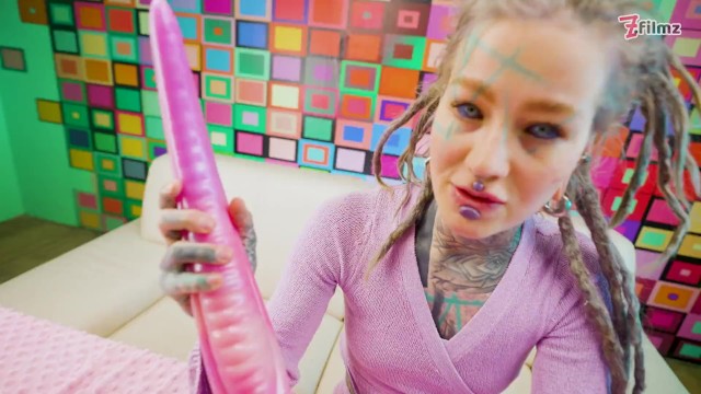 Assista ação da fogosa Anuskatzz