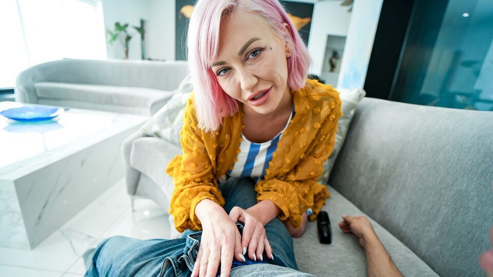 Junoesque Adira Allure - doggystyle xxx - Perv Mom